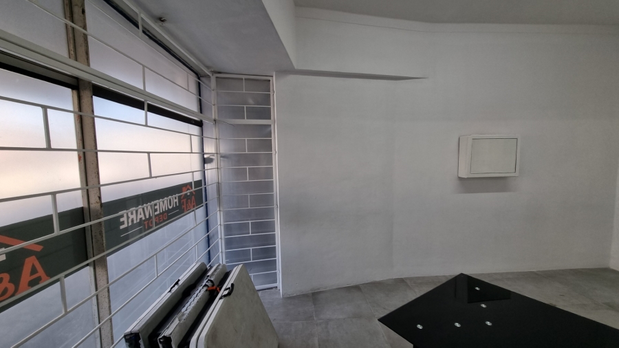 To Let Commercial Property for Rent in Woodstock Western Cape